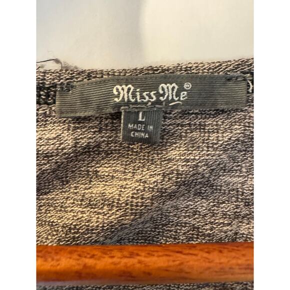 Miss Me Embellished Cross Lace Long Sleeve Heather Gray Top Large - Picture 4 of 5